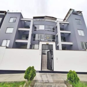 Duplex Amplio con Terraza — 233 m2